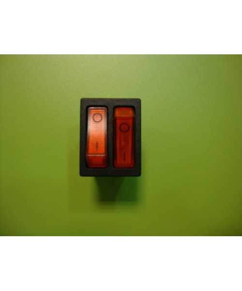 Interruptor doble con luz 6p rojo 32 x 25